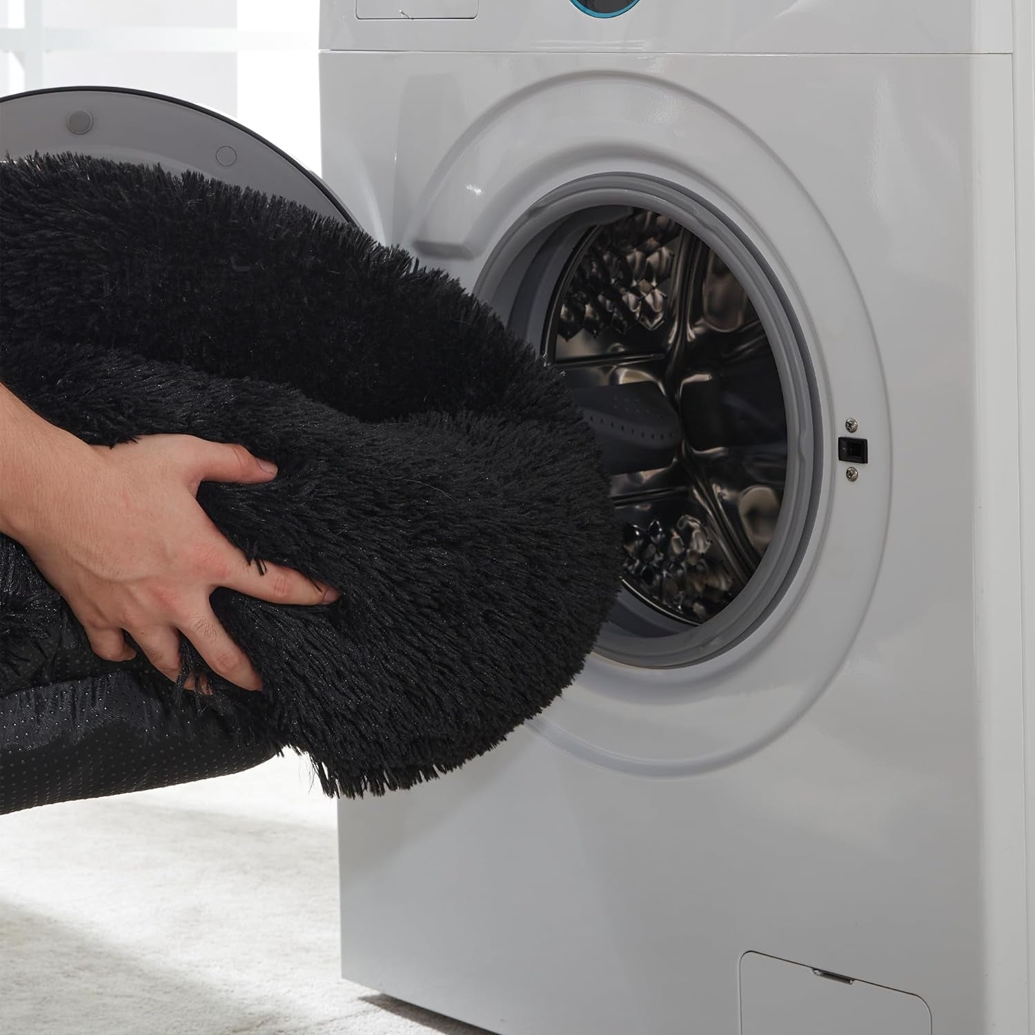 Calming Anti-Anxiety Donut Dog & Cat Bed, Warming Cozy Soft round Cushion, Fluffy Faux Fur Plush Cuddler for Small Medium Dogs and Cats