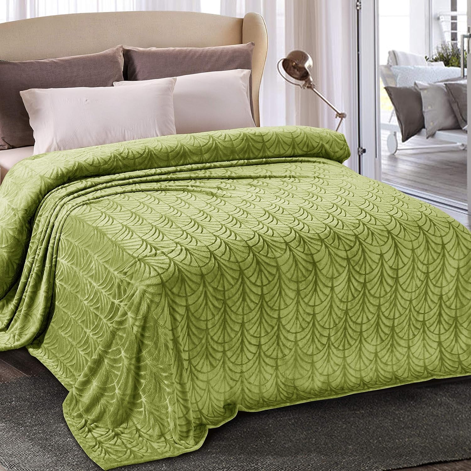 Flannel Fleece Twin Size Blanket for Bed, Soft Fluffy Velvet Bedspread Coverlet with Decorative Vintage Pattern for All Season, Warm and Lightweight, 90X66 Inch, Olive Green