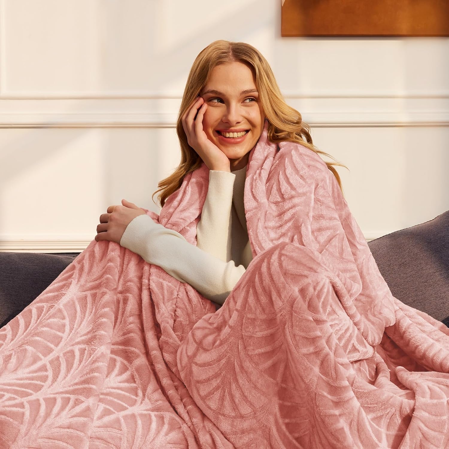 Flannel Fleece Twin Size Blanket for Bed, Soft Fluffy Velvet Bedspread Coverlet with Decorative Vintage Pattern for All Season, Warm and Lightweight, 90X66 Inch, Pink