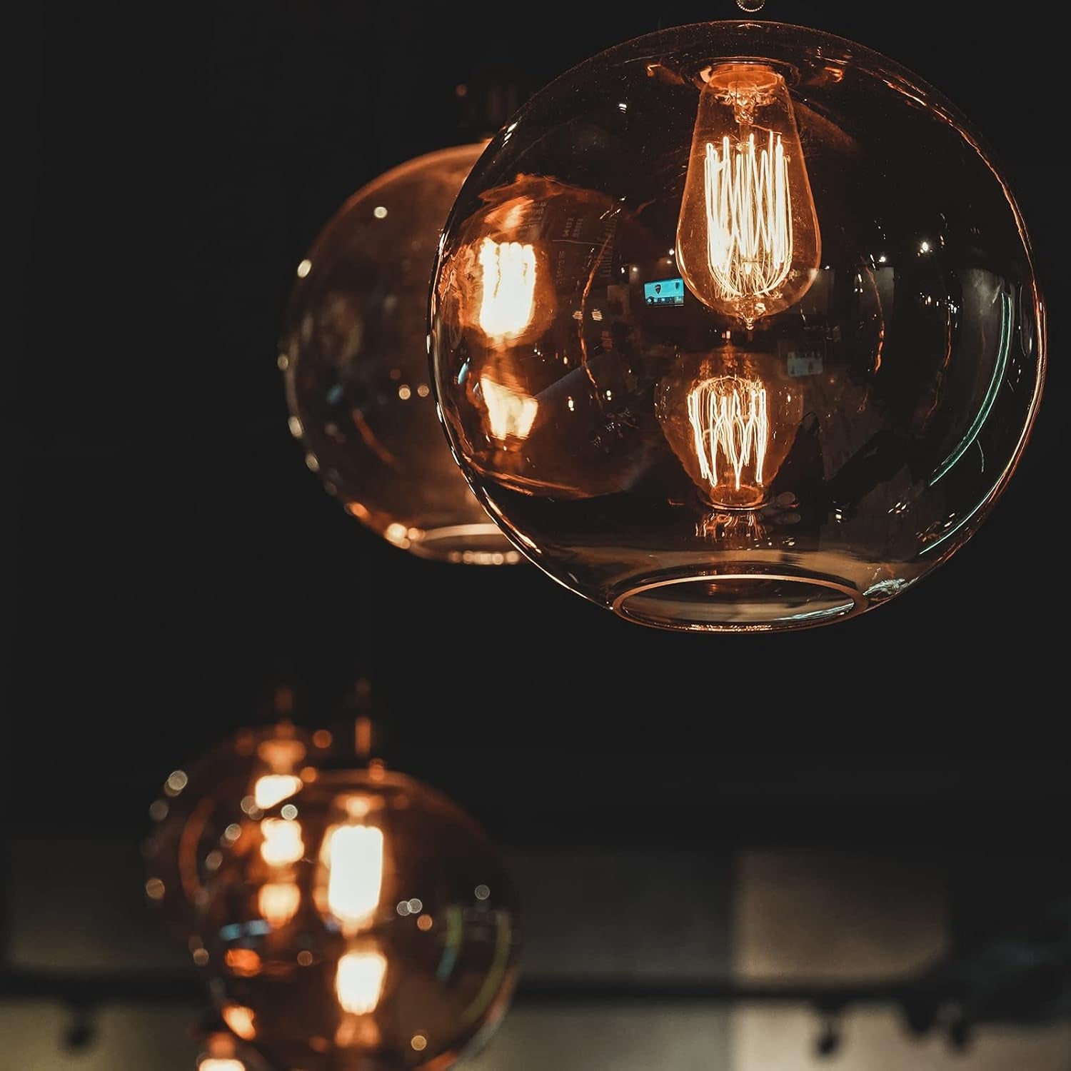 Vintage Edison Light Bulb, ST64 Vintage Light Bulb 60Watt, Vintage Style Light Bulbs E26 Standard Medium Base, Dimmable 2300K Amber Warm Glass Bulbs for Pendant Light, Lantern, Wall Sconce (4Pack)