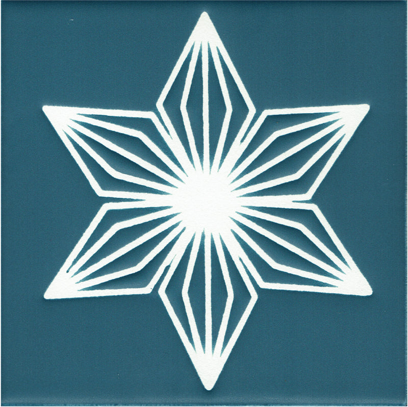 Holiday Trivet in Eve