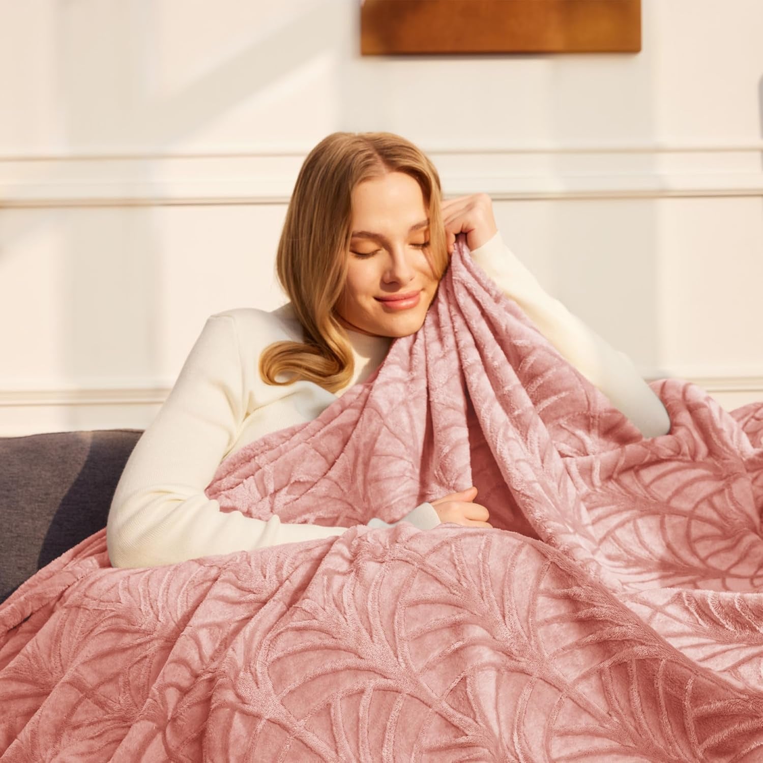 Flannel Fleece Queen Size Blanket for Bed, Soft Fluffy Velvet Bedspread Coverlet with Decorative Vintage Pattern for All Season, Warm and Lightweight, 90X90 Inch, Pink